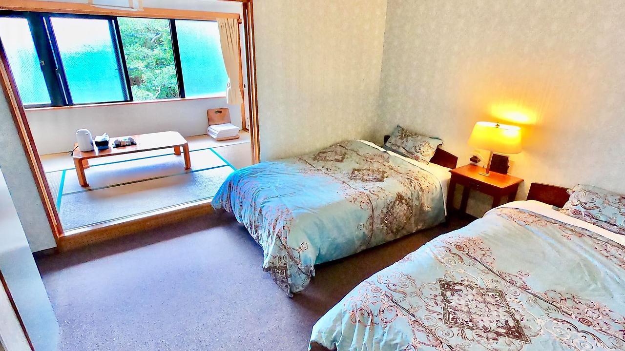 Pension Moon Villa Onna Esterno foto