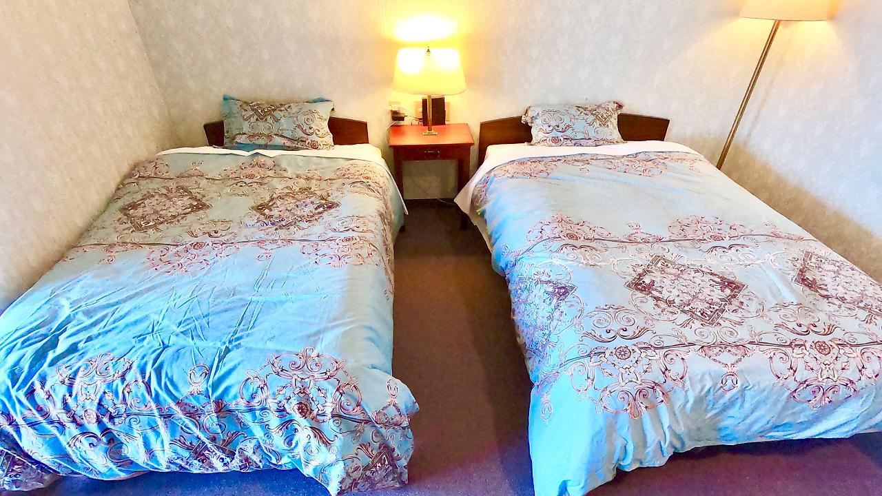 Pension Moon Villa Onna Esterno foto
